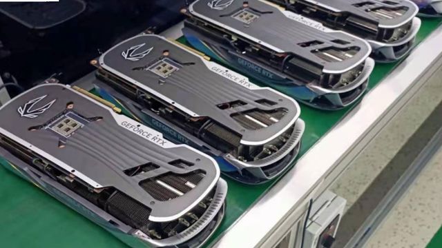 De prétendues photos d'usine de la Nvidia RTX 4090 apparaissent