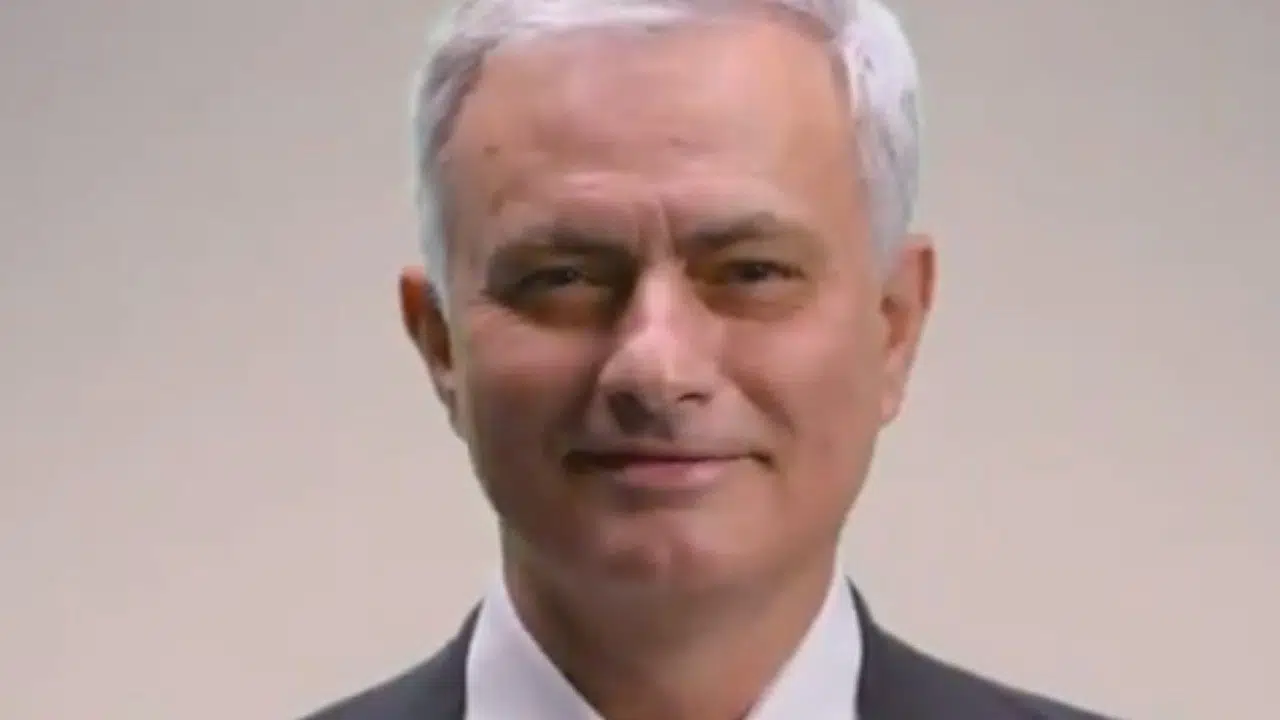 Jose Mourinho sur Fortnite : Les footballeurs restent debout toute la nuit à jouer à cette merde